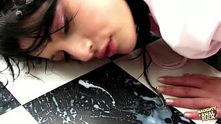 Having a Few Fingers in Her Ass Is Good, but This Brunette Likes Anal Better