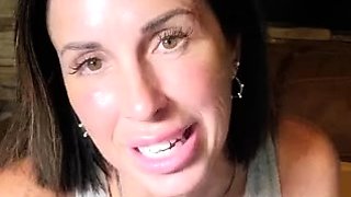 Love Chat Big Boobs Brunette Masturbating For Cam