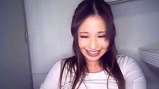 Kiriyama Anna gets a large stiff cock in her mouth