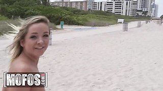 Ideal Cleo's ffm in threesome video