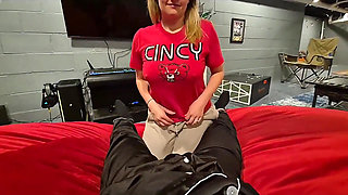 Chubby MILF Gets Pounded Hardcore