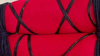 Trapped Heroine Supergirl in Bondage (4k + Bts)