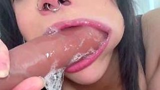 Lovely Amateur teen brunette masturbating outdoor