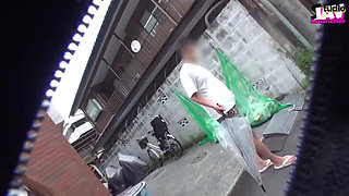 Perks-ever Seen a Beauty Flash Her Perfect Tips All Around Town? Chapter-2