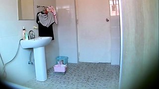 Korean Stepdaughter soaping in bathroom (hidden cam)