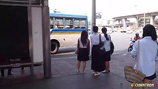 Apple: Morning shower / Student hunting - Videos - JohntronX