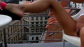 Amateur wild chick solo masturbation