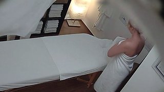 Fingered blonde blows the masseuse