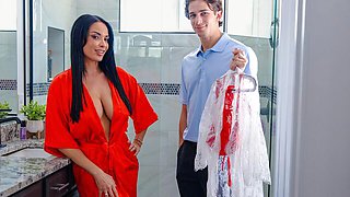 Natural Anissa Kate at cowgirl trailer