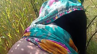 Indian Outdoor Sex 10 Min With Village Outdoor