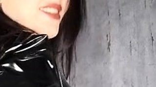 Amateur super hot brunette masturbating 3 mp4