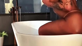 Crown Wanting to Give Her Pussy in the Hair