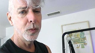 Huge Sex Machine Wrecks Daddys Bum