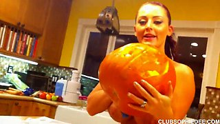 Sophie Dee Naked Pumpkin Carving