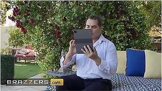 Horny Couple Scarlit Scandal And Kyle Mason Have A Hot Threesome With
