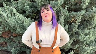 Amateur curvy beauty ignites raw passion with intense homemade desire