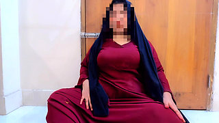 Thick Ass & Huge Boobs Hot Arabian Muslim Beautiful Friend's Wife Want Sex From Husband's Friend's