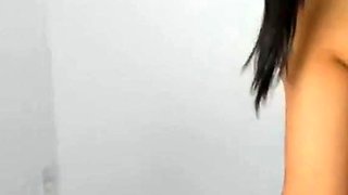 Big-Titted Italian Amateur Squirts On Cam