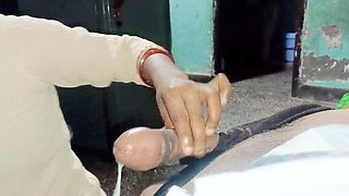 Desi Bhabhi Gives Amazing Blowjob - Cum in Mouth & Deep Throat Action