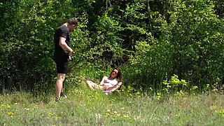 I finger myself in front of passers-by and a jogger fucks me and gives me a big facial