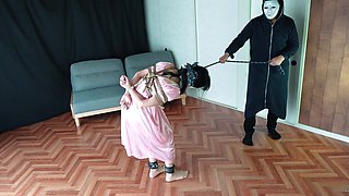 A Girl Is Restrained by a Man Who Suddenly Visits Her, Humiliated and Played with by a Vibrator