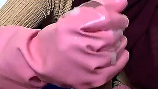 Arab Cleaning Lady Handjob Mia Niqab