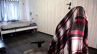 Amateur Webcam Teen Masturbates And Teases