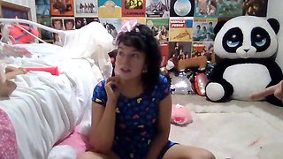 Brunette Solo Webcam Masturbation