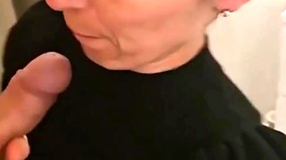 il filme sa femme le sucer en gros plan