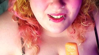 Strawbie popsicle time