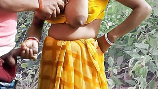 Bhabhi come on forest