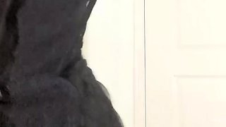 Corpo perfeito com seios e bunda grandes experimentando