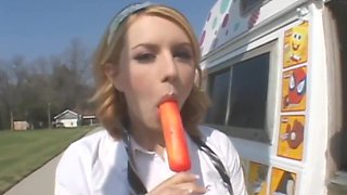Lexi Little, Ice Man And Will Powers In The Big Cock Of The Ice Cream Man For The Little Pussy Of 31 Min