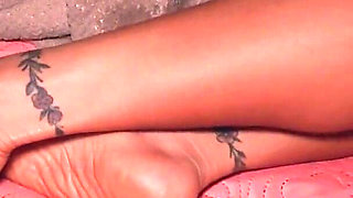 Luna Ferrara Receives Morning Sex Upon Waking