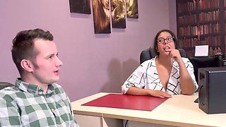 BBW France Mature Boss Cassie Hill Tests Sam Bourne s Lust