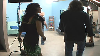 Adorable nasty cooter of chica pulsates wide open for majestic prick bump it