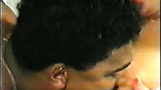 Amateur interracial threesome with double blowjob