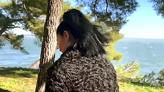 Ania plays the seductress with Vince - Jacquie et Michel TV