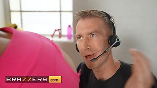Sweethearts Clea Gaultier & Sienna Day give their pussies a exercise before swallowing danny's big schlong - brazzers