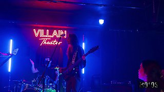 Skinny hot babe crazy POV video