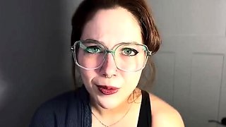 Ellie Skyes - The Family Vacation: step-Mom's Desperation