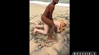 Beach Dick-Taking Turns by Amateurs Outdoors