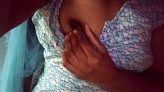 Sri Lankan woman seduces her partner via video call until orgasm Just love with Big boobs and wet pussy