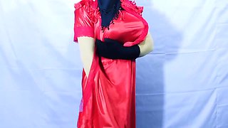 Bangladeshi Beautiful Hot Housewife Having Sex And Dancing Inside The Room