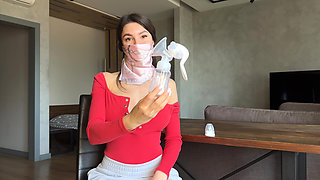 Breastfeeding: Benefits, Tips & Common Challenges for New Moms