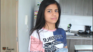 Extreme Creampie! Hot Stepsister Drips Semen- Porn in Spanish