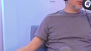 Cristinavegas, a Latina Webcam Model, Breaks Her Clitoris Riding the Fucking Machine on Juanbustospodcast.