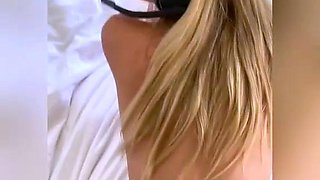 Hot Amateur Blonde Babe