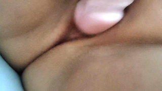 HONEY IS FLOWING FROM THE WOMAN'S PUSSY TURKISH MATURE