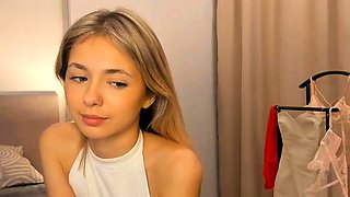 Blonde teen Sierras first erotic masturbation video